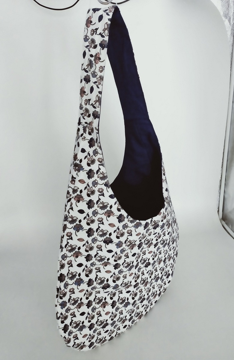reversible canvas shoulder bag